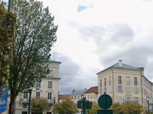 Studio - proche RER A - Disneyland