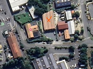 LOCAL 750m2 dont 100 de boutique RDC + étage 80 de bureaux+100 stockage