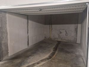 Boxe - Garage fermé 15m2