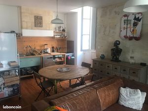 Grand T2 bis avec terrasse place Fernand Lafargue