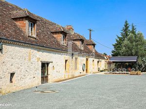 Longère 9 pièces 252 m²