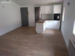 Auriol  Agréable studio + mezzanine