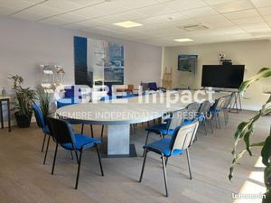 Bureaux 307 m²