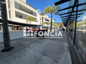 Local commercial 103 m²