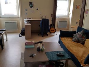 Hypercentre  Grand T2 libre  43M2  calme et lumineux  avec cave