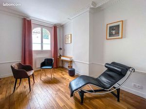 Cabinet à partager pour thérapeutes (ou autre) à vincennes