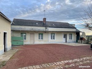 Corps de ferme St Lambert des Levées