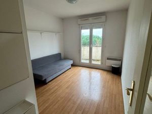 Studio meublé avec balcon