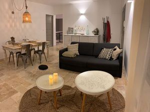 Beau meublé 2/3 pièces 63 m2 avec garage centre Uzès