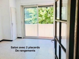 T2 Centre Aix bien Situé et Libre de Suite