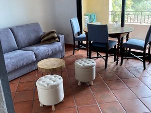 Loue studio 2p Mougins le Haut