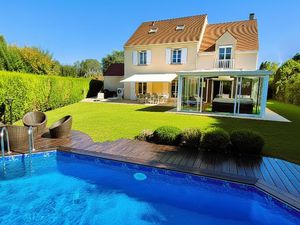 Maison 8 pièces 224 m²