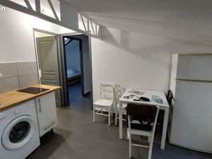 Grand 2 pièces meublé proche de la gare libre de suite