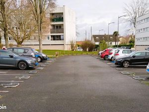 Parking Champagne Sur Oise