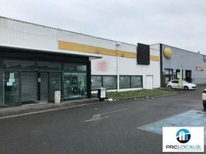 Local commercial 660 m²