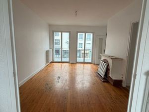 Bel appartement refait a neuf - hyper centre - 850 euros HC