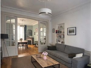 Maison bourgeoise 1920 – 160 m² – terrain 160 m² – parking privatif – Melun