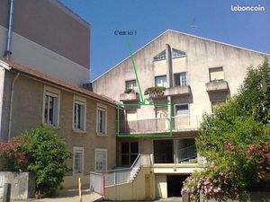 T2 ensoleillé avec grand balcon