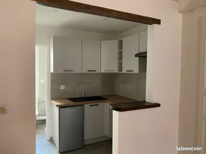 TOULON T1 Proche Mayol  Port & Arsenal 30m2