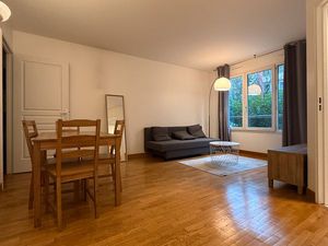 Appartement 2p gare courbevoie/cave/parking/chauffage collectif