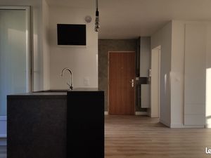 Appartement T3 à BOURGOIN-JALLIEU  libre immédiatement