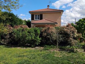 FEURS - MAISON récente hors lotissement