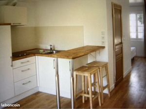 Studio meublé pontoise location