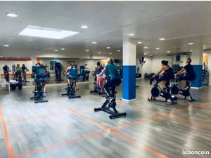 Local commercial emplacement N1 face gare Douai