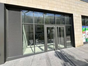 Local commercial 73 m²