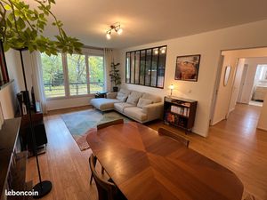 T3 meublé renové calme et lumineux + box