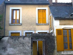 Maison ancienne à rénover Vaas  proche Loir