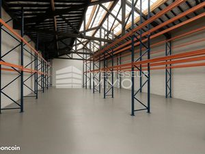 Local industriel 400 m²