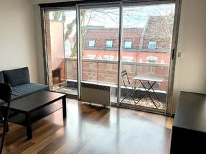 Studio Meublé Refait À Neuf