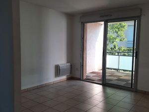 Appartement 2 pièces et box