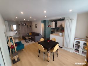 Appartement - 80m² - 4 pieces - 3 chambres