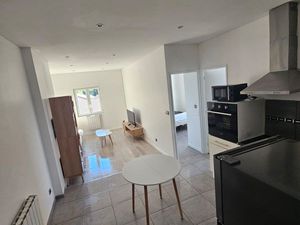 T2 meublé entierement rénové / proche tram T1