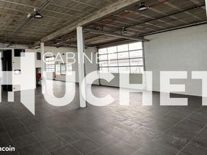 Local industriel 1 550 m²
