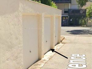 Location garage fermé