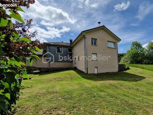 Maison de village 9 pièces 240 m²