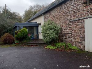 PROPRIETE ISOLEE DE 2ha30 avec atelier de transformation