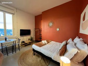 Studio APT4 centre-ville face à la gare tous inclus