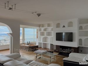 Appartement 3 pièces 106 m²