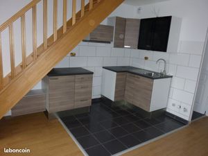 Beau 3 pieces recent centre