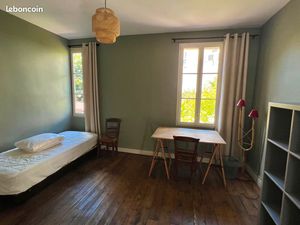 Chambre + SDB pour étudiant  près de la gare  dispo 1er janvier