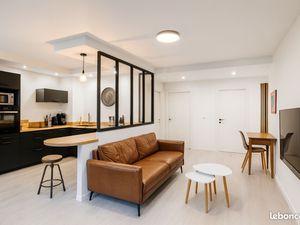 Appartement 5 pièces balcon parking cave