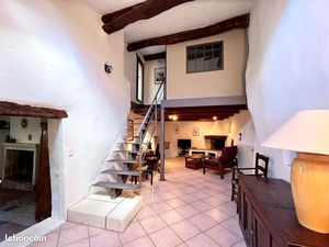 Authentique maison de village dans la vallée de la Cèze