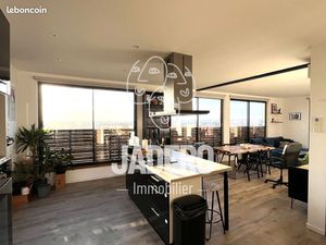 Appartement 3 pièces 93 m²