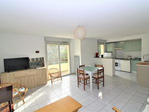 T3 AVEC TERASSE ET 2 PARKING