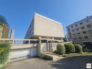 PARKING SAINT-MICHEL