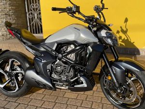 VENDO ZONTES ZT350-V1 (2022 - 25) NUOVA A CASORATE SEMPIONE (CODICE 9071234) - MOTO.IT